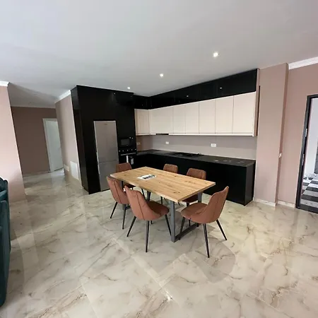 Luxury Land Διαμέρισμα
