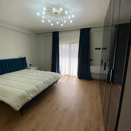 Luxury Land Διαμέρισμα Τίρανα